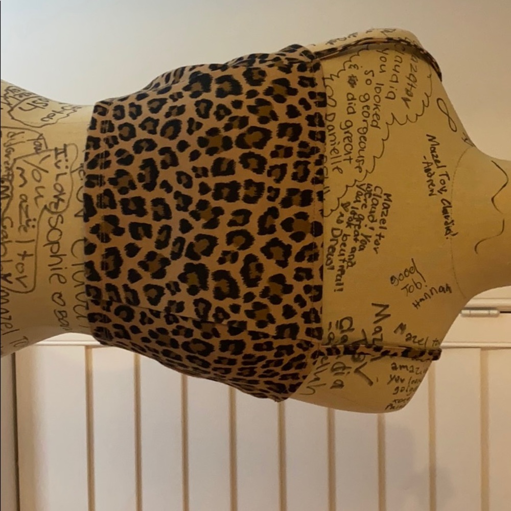 H&M cheetah print crop top
